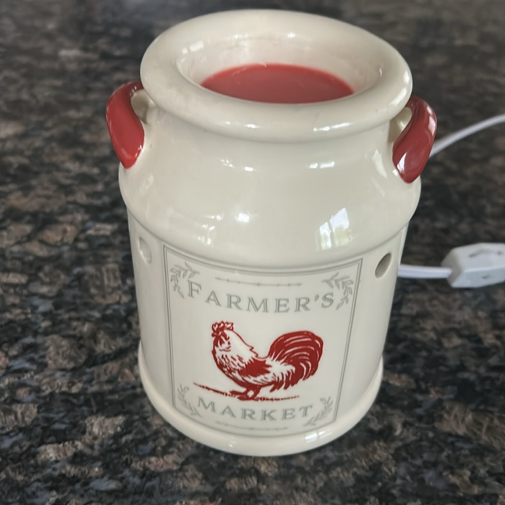BETTER HIMES & GARDENS FULL SUZE WAX WARMER FARMHOUSE MILK CAN NWOT
